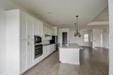 7796 Lakes Edge Lane - Photo 8
