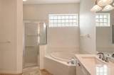 9411 Forest Hills Circle - Photo 21