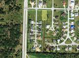 811 Royal Poinciana - Photo 2