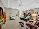 5009 Lake Overlook Avenue - Photo 9