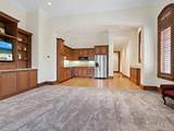 1423 Hillview Drive - Photo 52