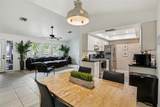 5753 Colonial Oaks Boulevard - Photo 8