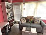 390 301 Boulevard - Photo 19