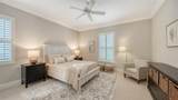 228 Saint James Park - Photo 32
