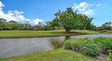 228 Saint James Park - Photo 48