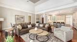 228 Saint James Park - Photo 9