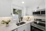 1802 Robinhood Street - Photo 7