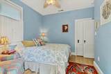 1676 Oak Street - Photo 20