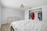 10737 Fillmore Avenue - Photo 19