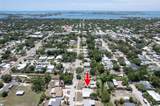 2215 Grove Street - Photo 2