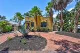 2437 Floyd Street - Photo 2
