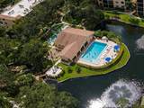 390 301 Boulevard - Photo 32