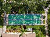 390 301 Boulevard - Photo 33