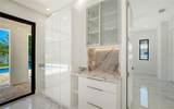 2483 Bay Street - Photo 18