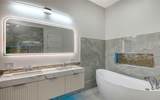 2483 Bay Street - Photo 36