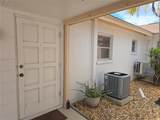 5064 Live Oak Cir - Photo 1
