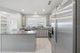 5553 Pleasantview Court - Photo 14