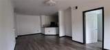 8539 Gate Parkway - Photo 19