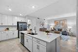 14201 Heritage Landing Boulevard - Photo 11