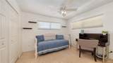 1749 Hillview Street - Photo 15
