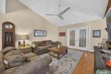 2650 Albion Avenue - Photo 6