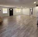 1905 Roslyn Avenue - Photo 2