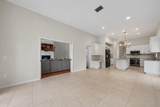 226 Saint James Park - Photo 14