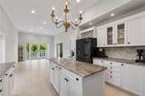 226 Saint James Park - Photo 15