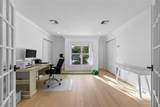 226 Saint James Park - Photo 33
