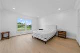 226 Saint James Park - Photo 35