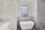 200 Redwood Road - Photo 15