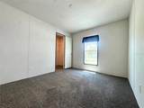 389 Waterview Drive - Photo 15
