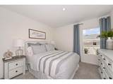 2262 Majestic Span Avenue - Photo 14
