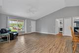 2149 Tropicaire Boulevard - Photo 8