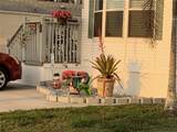 1724 Manatee Loop - Photo 3