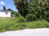 2423 Sunshine Boulevard - Photo 2