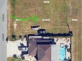 647 7TH Place - Photo 2