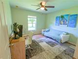421 Londrina Drive - Photo 23