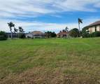 2200 Palm Tree Drive - Photo 1