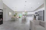 5587 Price Boulevard - Photo 17