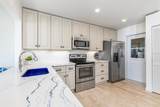 604 Foxwood Boulevard - Photo 4