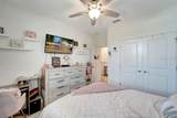 11637 Woodleaf Drive - Photo 18