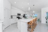 14204 Heritage Landing Blvd - Photo 9