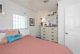 137 Poinsettia Circle - Photo 37