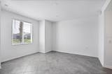 14234 Heritage Landing Boulevard - Photo 19