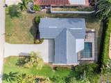 5240 Fairfield Drive - Photo 4
