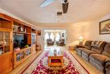 5585 Pendlewood Lane - Photo 14