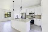 17196 Glenview Avenue - Photo 13
