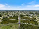 151 Rotonda Boulevard - Photo 2
