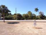 711 Cooper Street - Photo 2